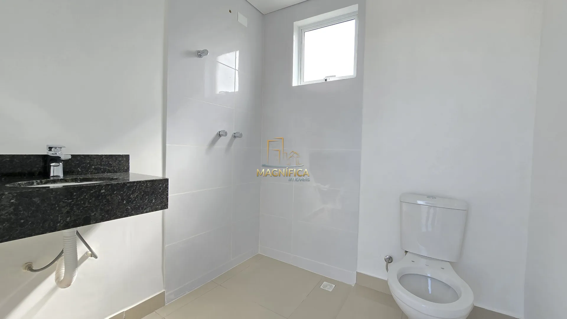 Будинок у кондомініумі з 3 спальнями та 167 м² — photo 28