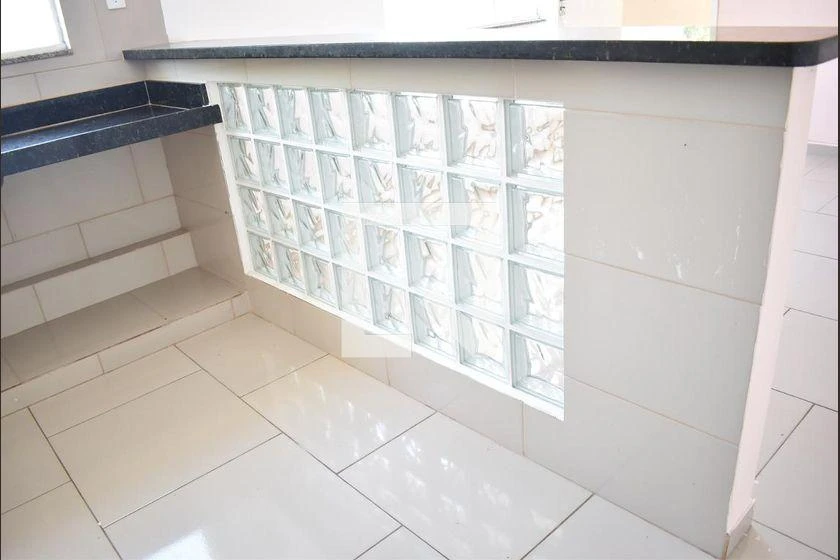 3-bedroom house with open-plan kitchen and balcony — photo 18