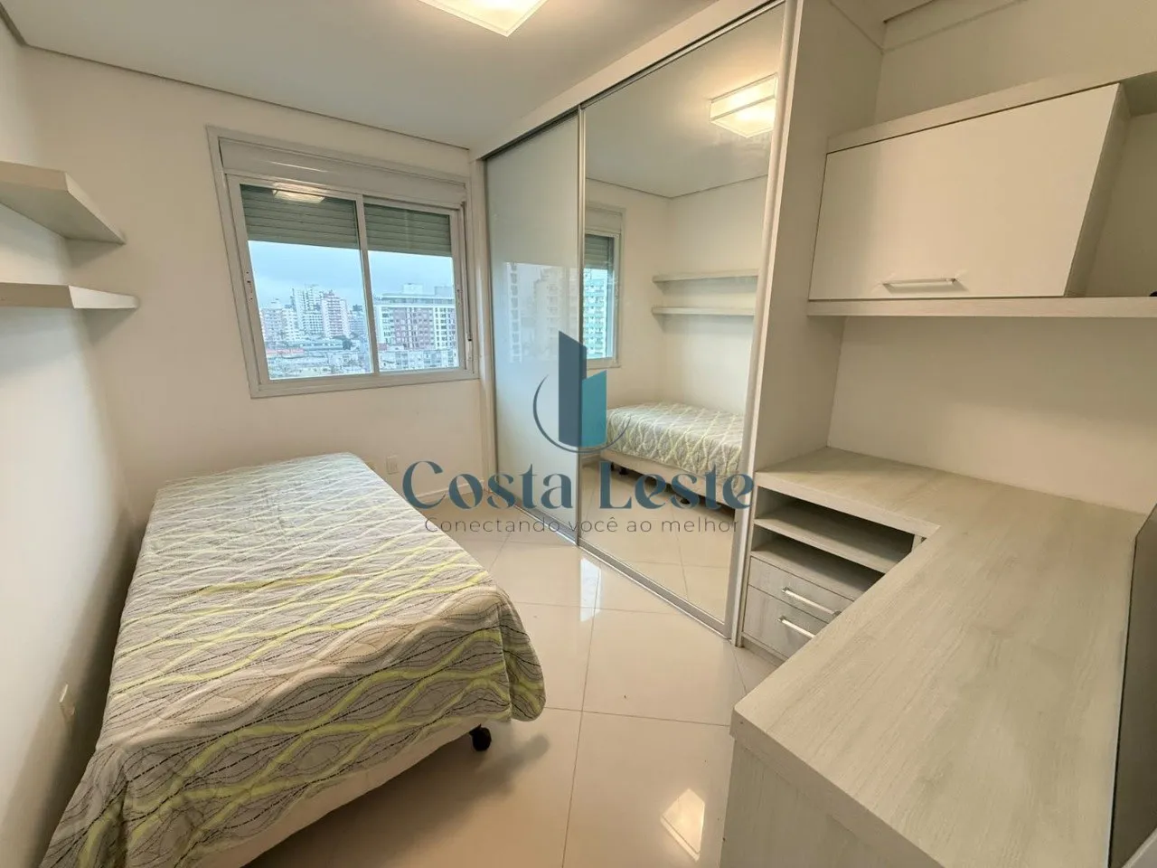 Furnished apartment, 101 m², with a grill on the balcony — photo 19