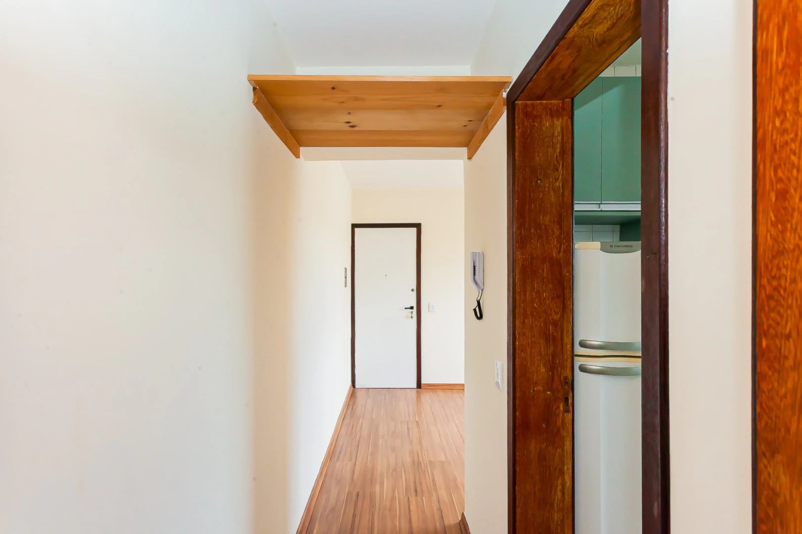 Дерев'яна підлога або ламінат та 1 спальня: квартира 44 м² — photo 23