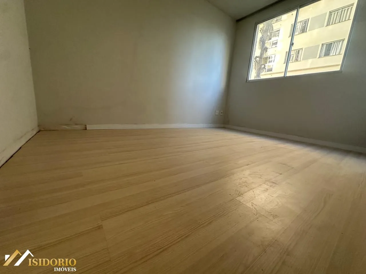 1-bedroom apartment with parking and a private BBQ — photo 8