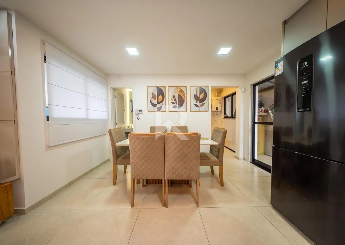 3-bedroom house with a grill on the balcony in Curitiba — photo 13