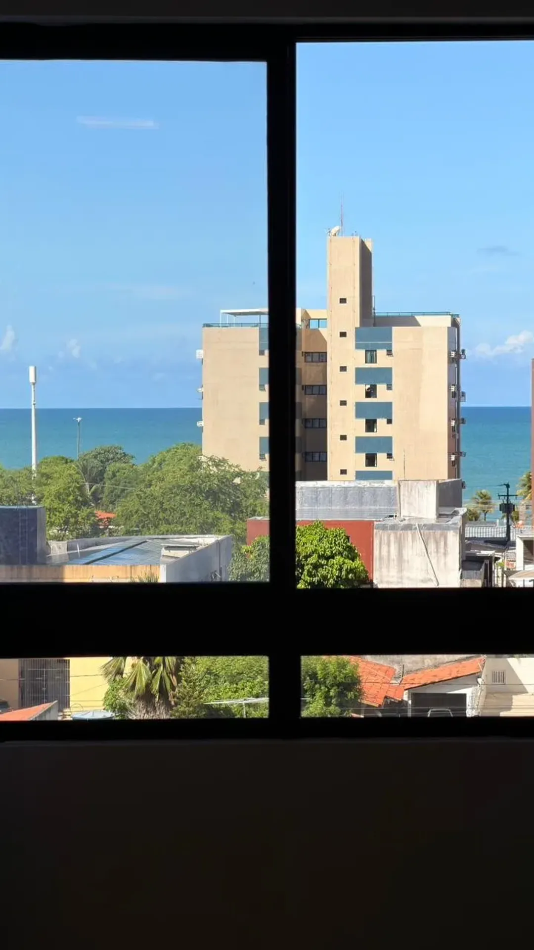 Furnished 42 m² apartment with 1 bedroom and 1 parking spot — photo 4