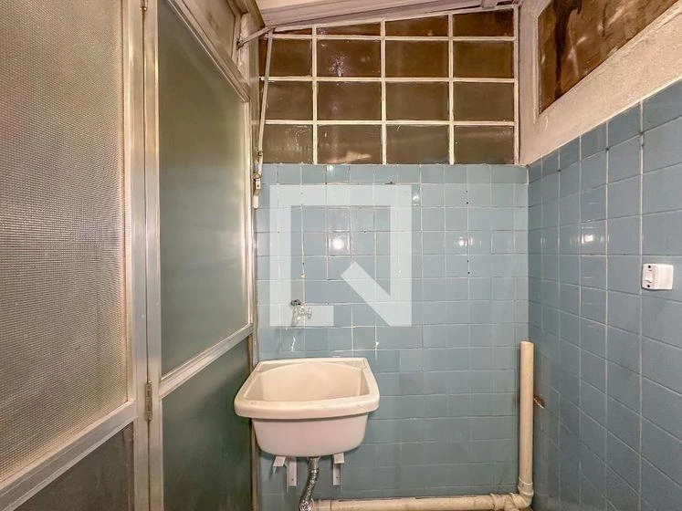 2-bedroom apartment with a mountain view in Rio de Janeiro — photo 34