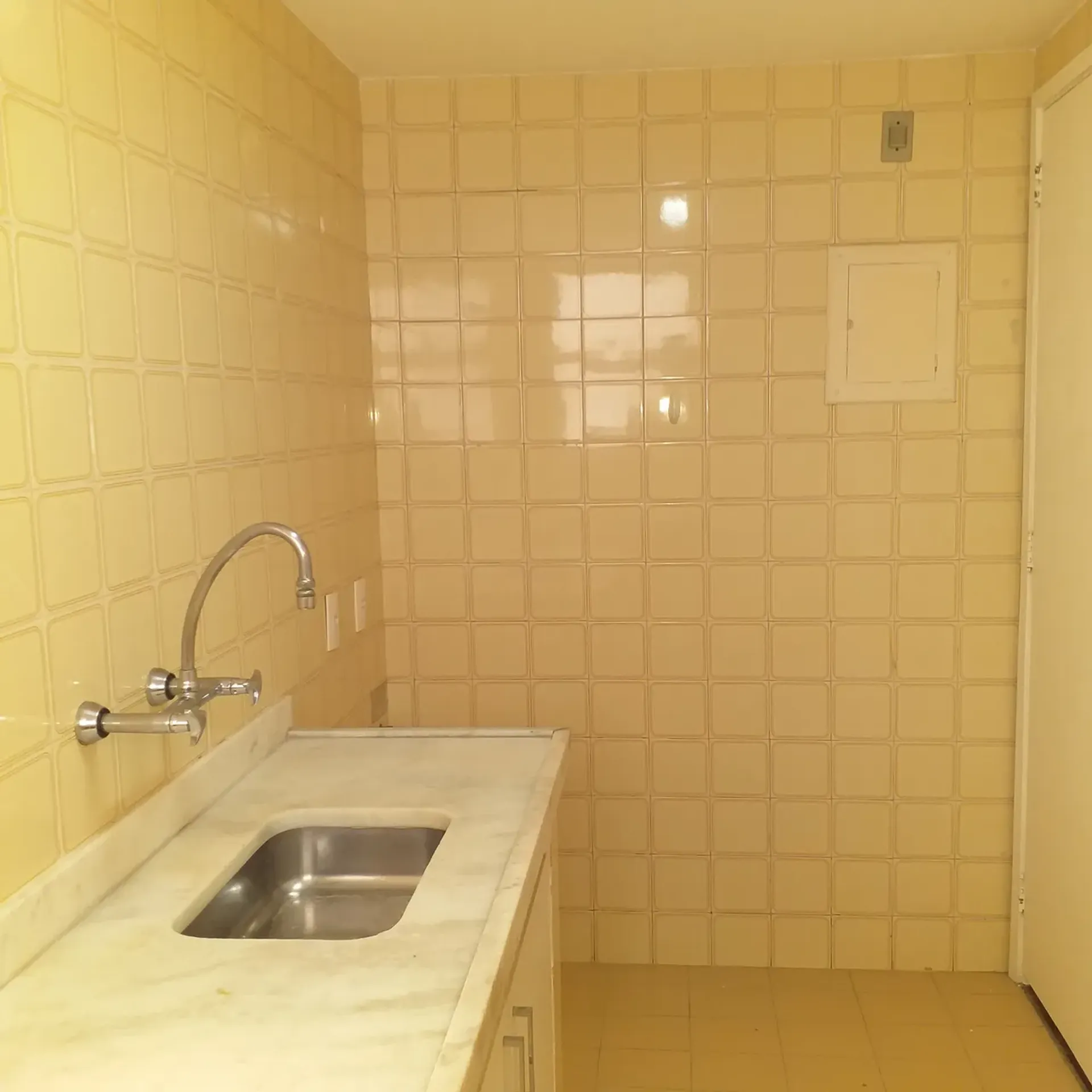 Apartment with 1 bedroom, 2 bathrooms and 53 m² — photo 28