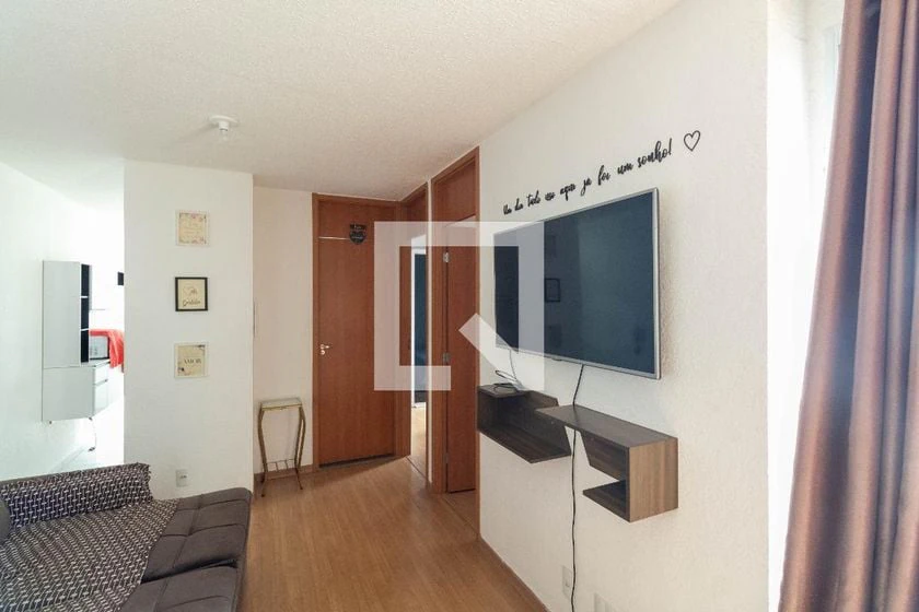Home office in a 2-bedroom apartment, 42 m² — photo 3