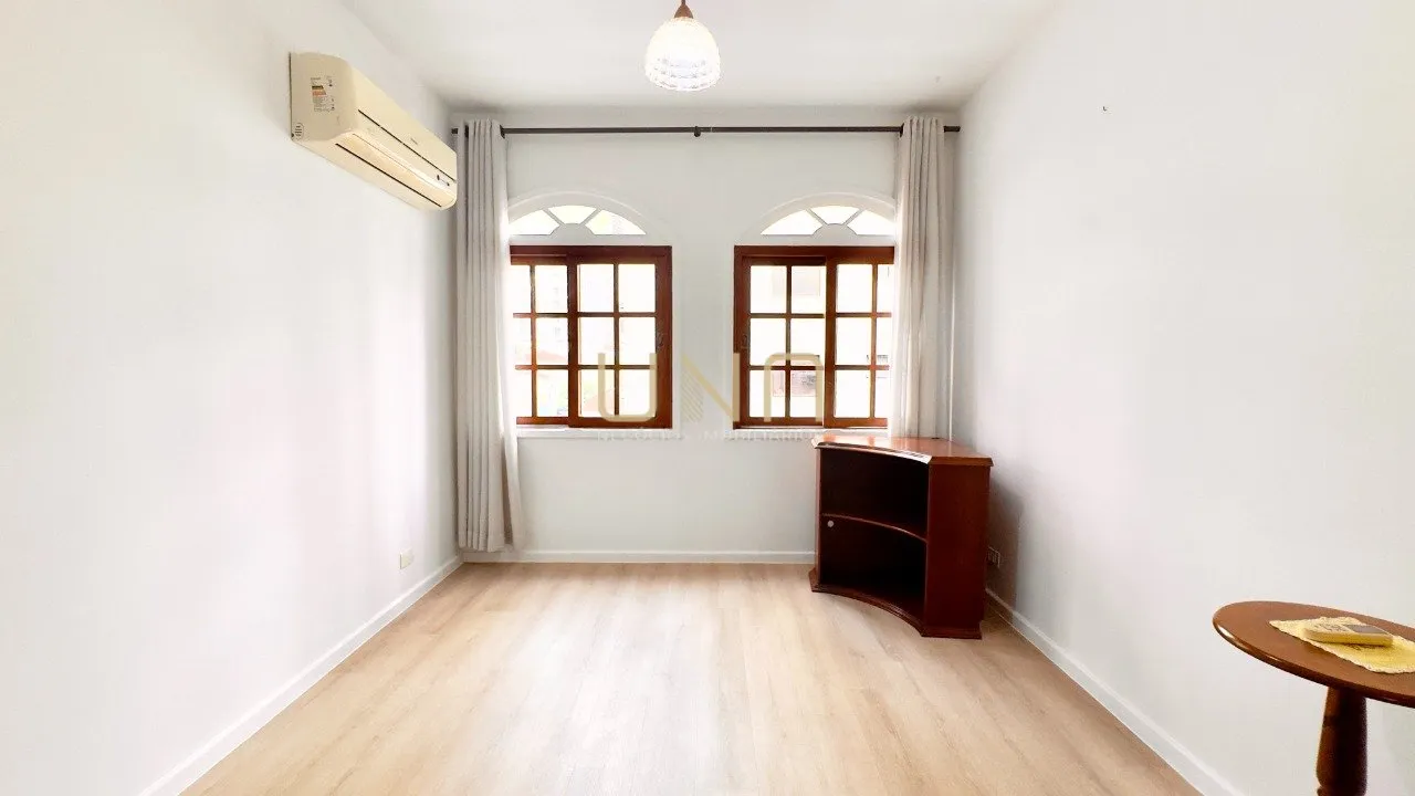 Vestidor y 2 dormitorios: departamento de 77 m² — photo 28