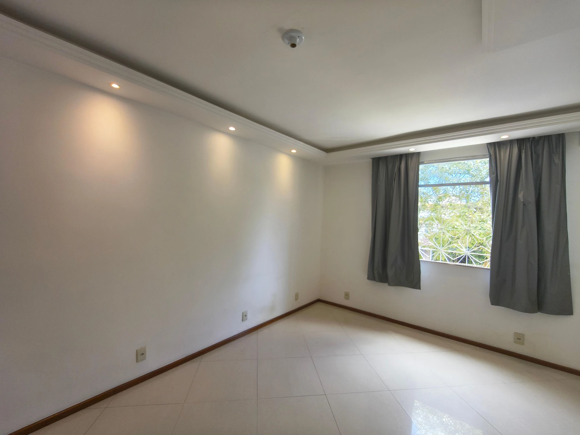 Rental apartment with 3 bedrooms and 1 en-suite — photo 4
