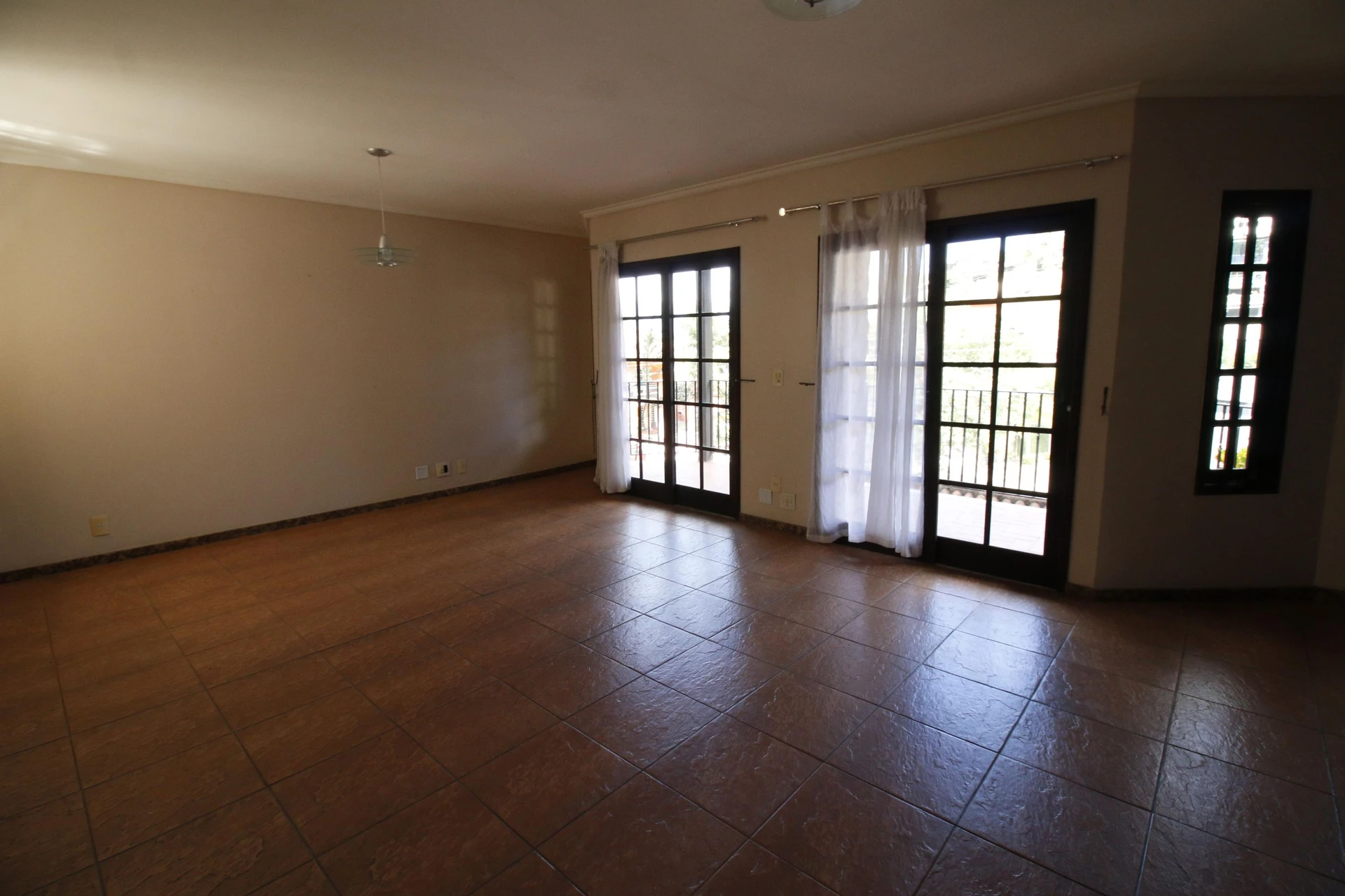 Casa em condomínio com 4 quartos e vista para as montanhas — photo 34