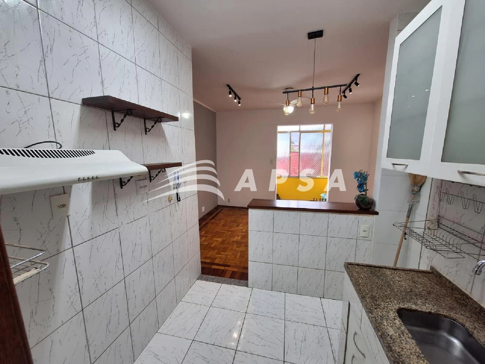 Apartment with 2 bedrooms and an open-plan kitchen — photo 17