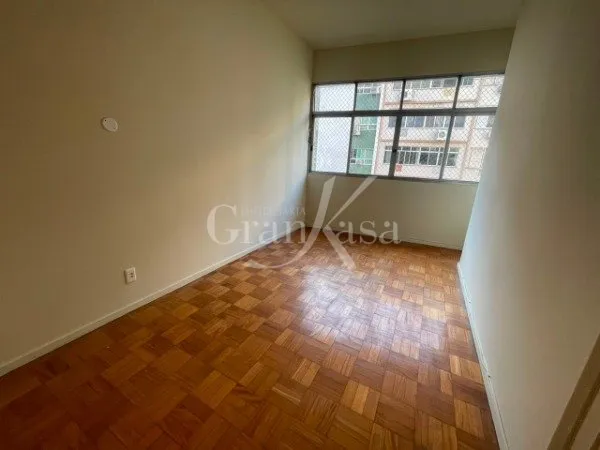 Apartment with 3 bedrooms and 1 bathroom, no parking — photo 12