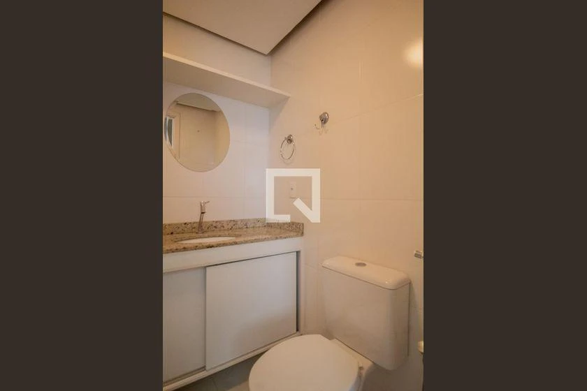 Apartment, 92 m², with a glass-enclosed balcony — photo 31