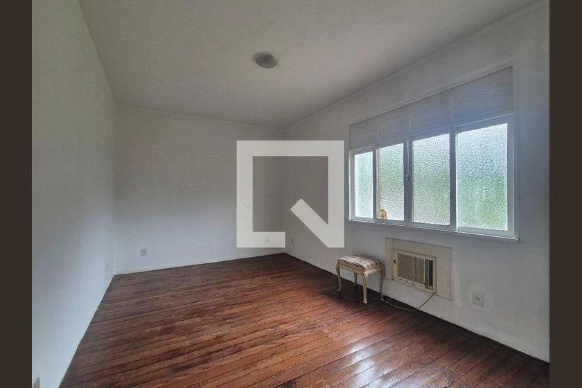 Casa para aluguel com 4 quartos e 2 suítes em 1500 m² — photo 32