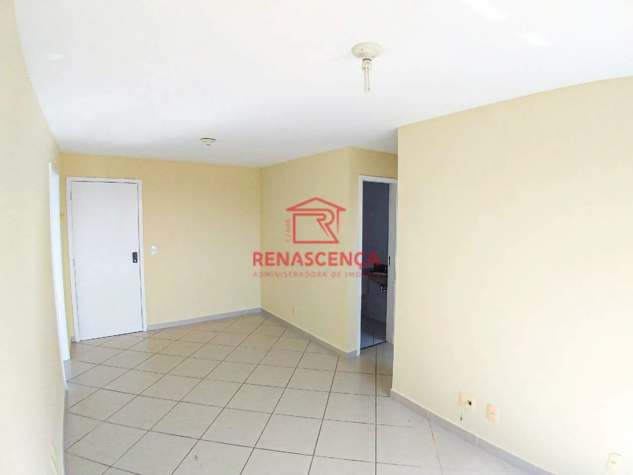 Apartamento com 2 quartos e varanda com área de lavanderia — photo 12