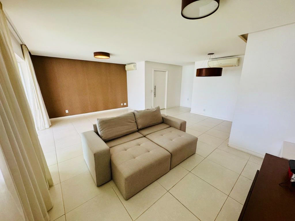 Furnished 3-bedroom apartment with an outdoor pool — photo 16