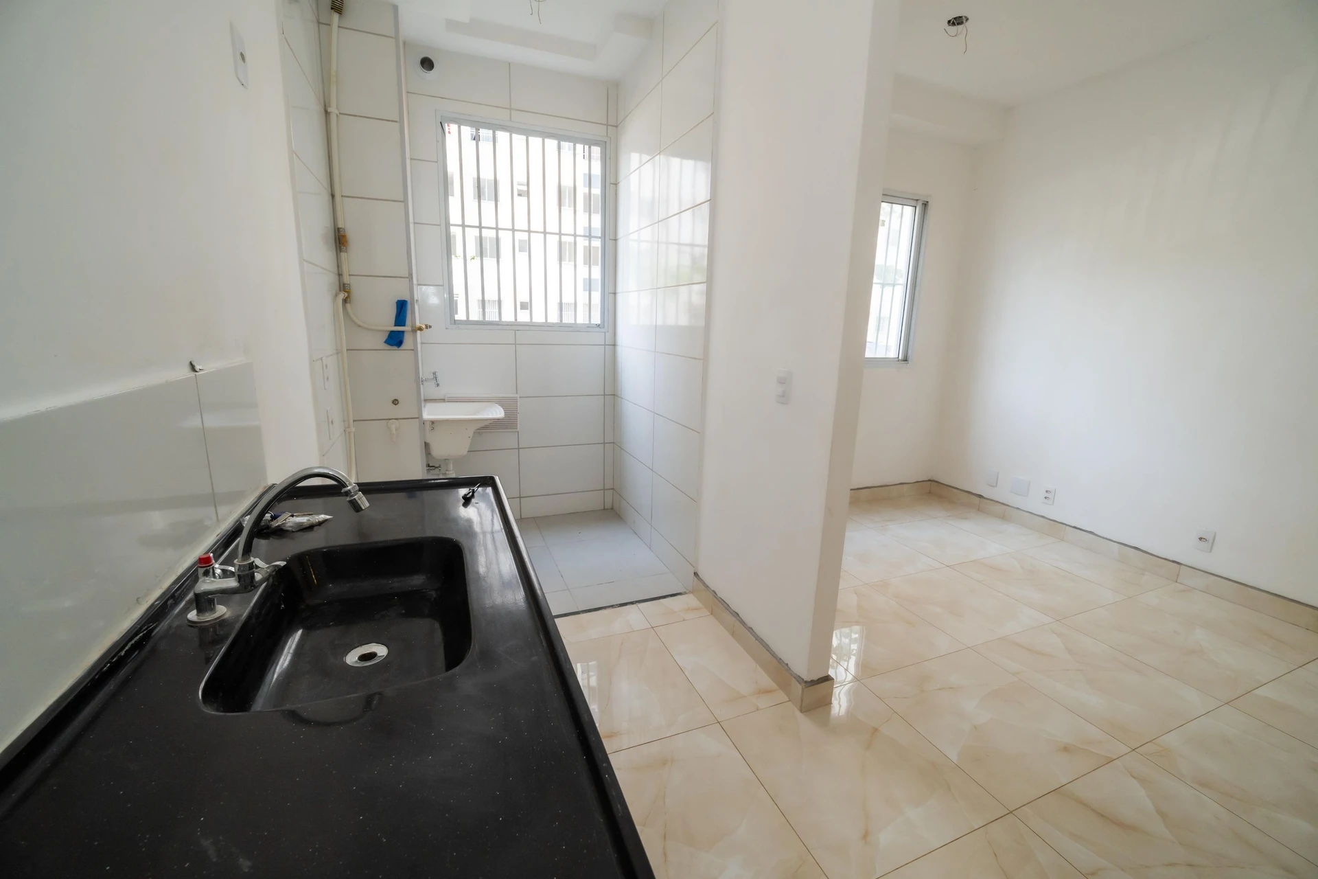Rental apartment with 2 bedrooms and 1 bathroom — photo 2