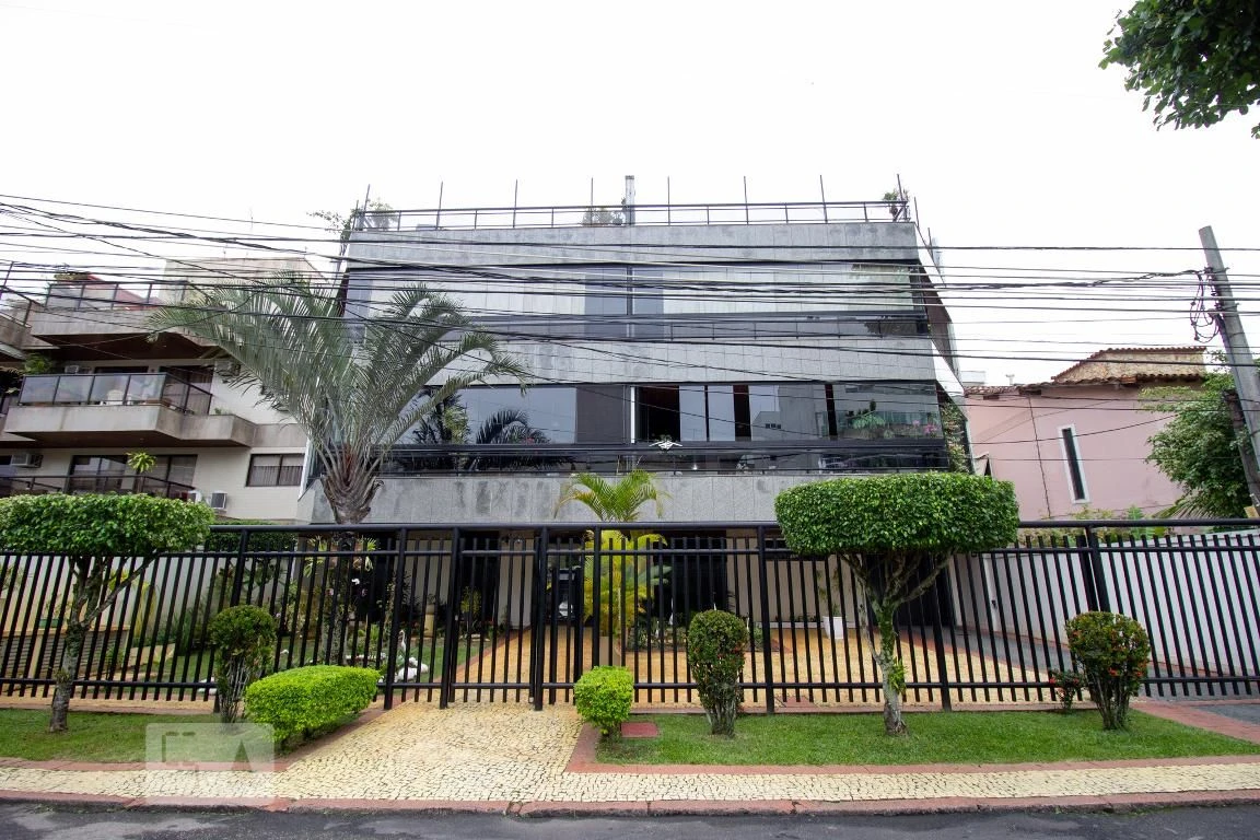 3-bedroom apartment with a balcony and built-in BBQ — photo 53