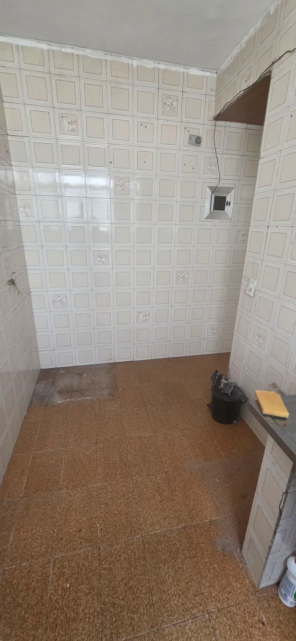 2-bedroom apartment with 1 bath and 2 parking spots — photo 4