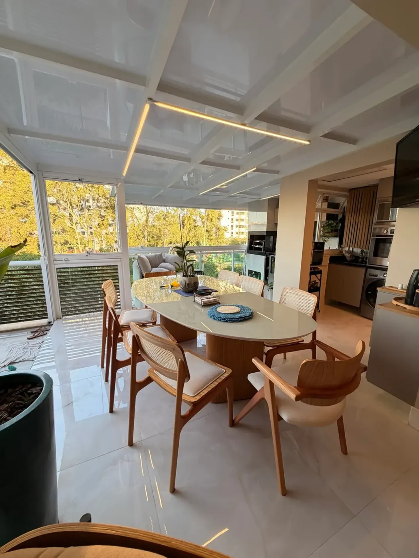 Furnished apartment, 148 m², with a jacuzzi — photo 29