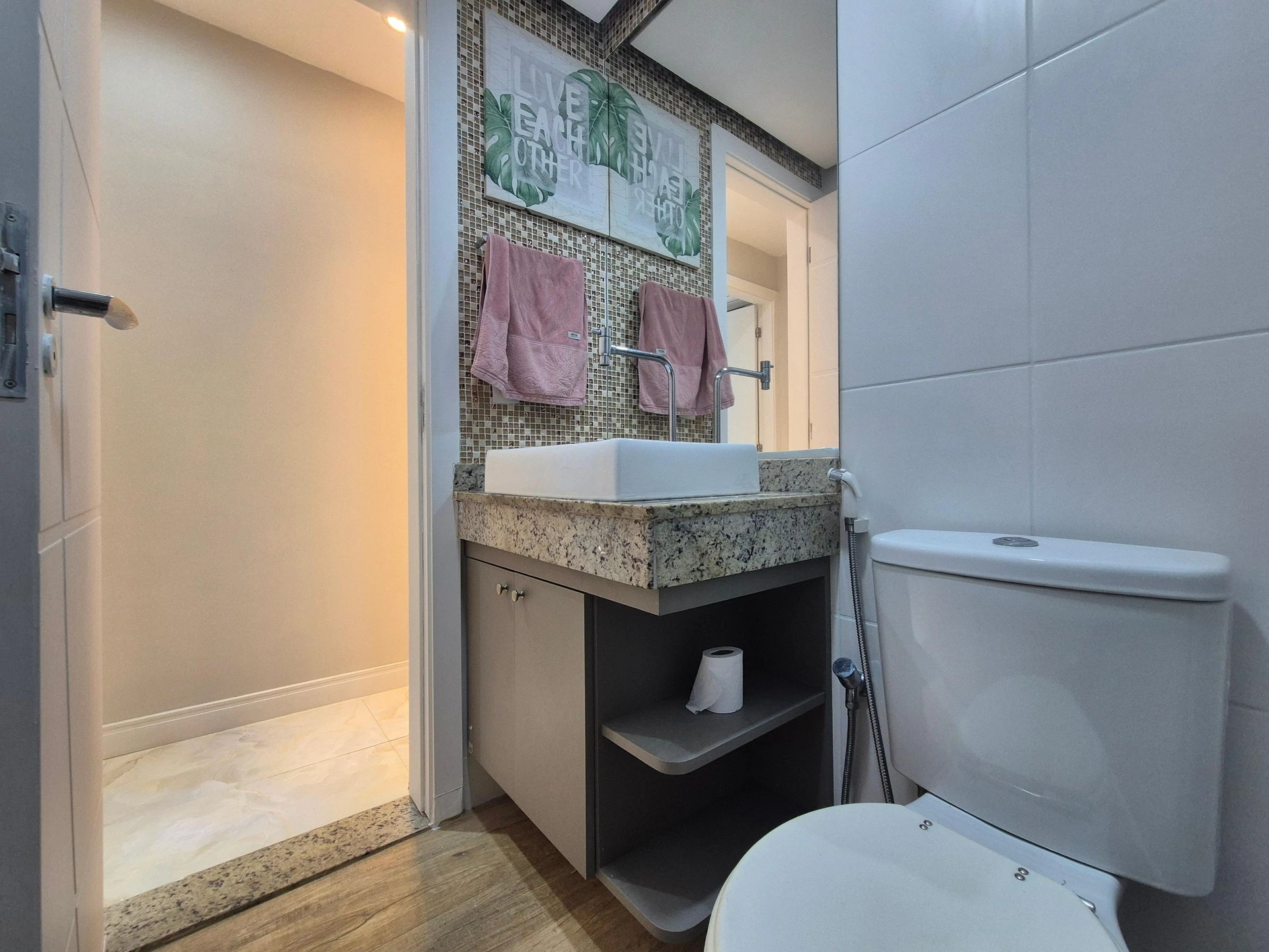 Apartamento de 2 quartos com closet — photo 7