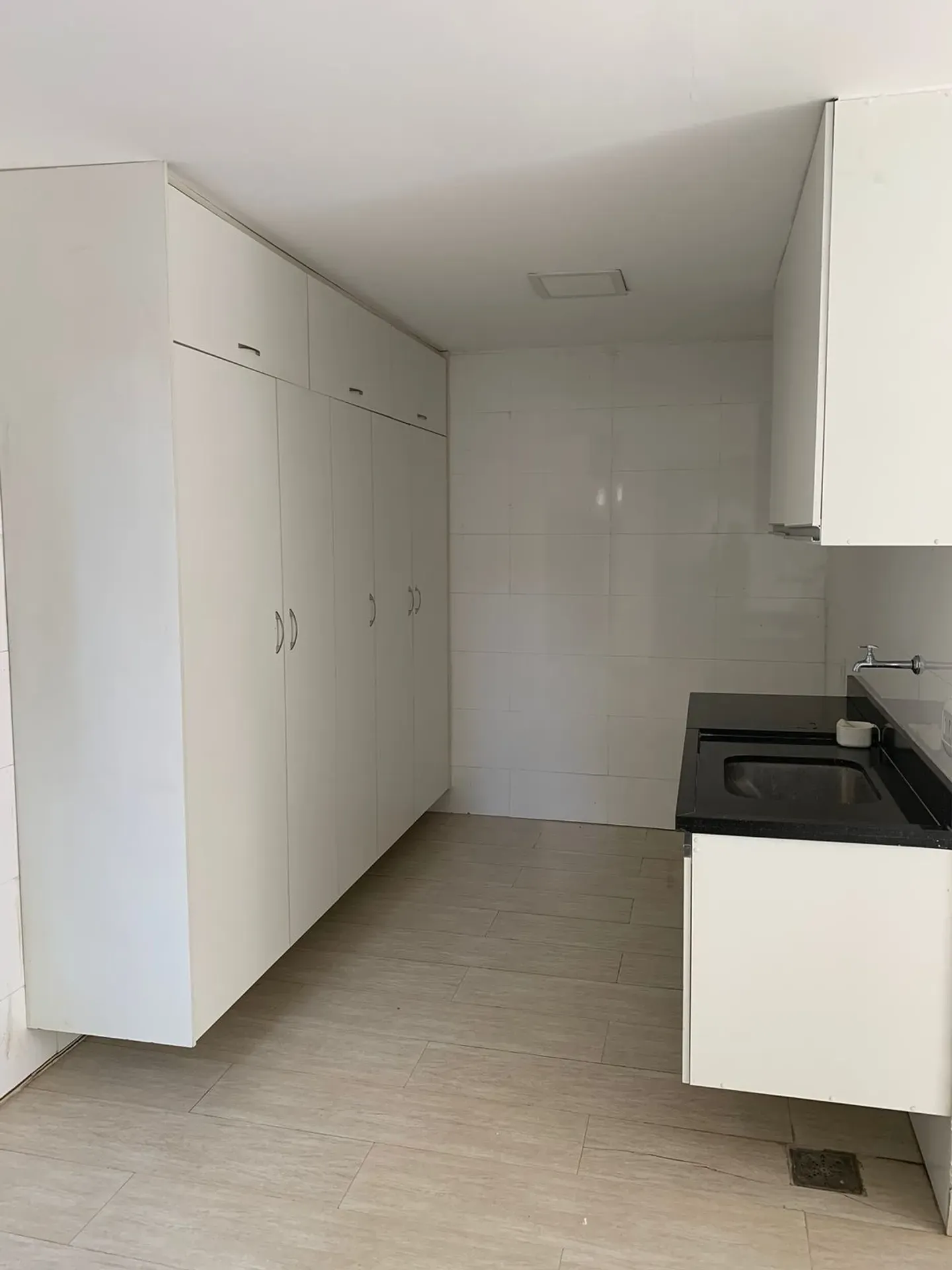 Unfurnished house with open-plan gas kitchen; 4 beds — photo 26
