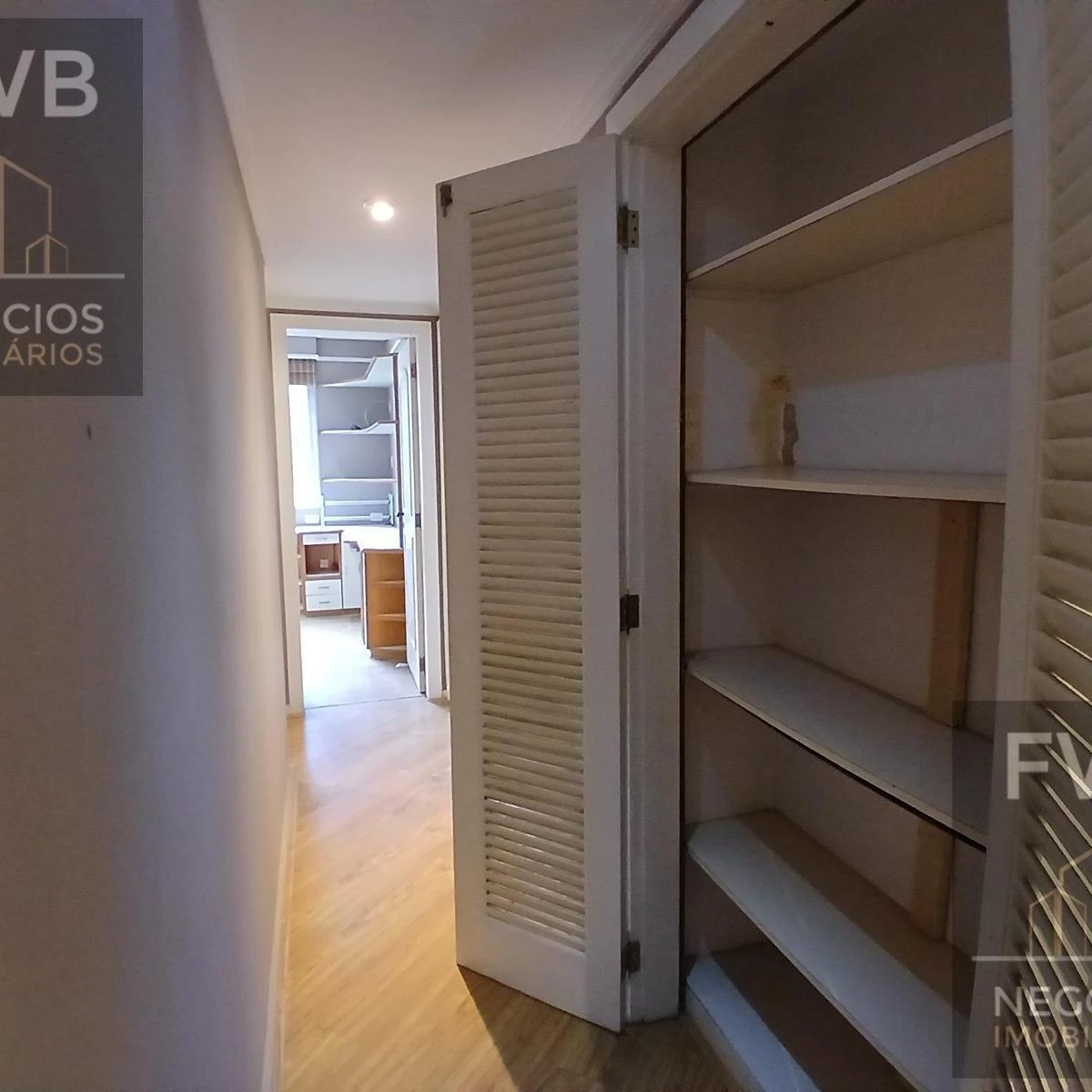 3-bedroom apartment with a home office — photo 36