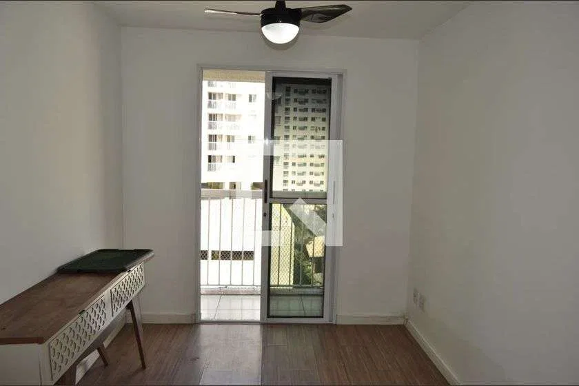 2-bedroom apartment with a home office — photo 3