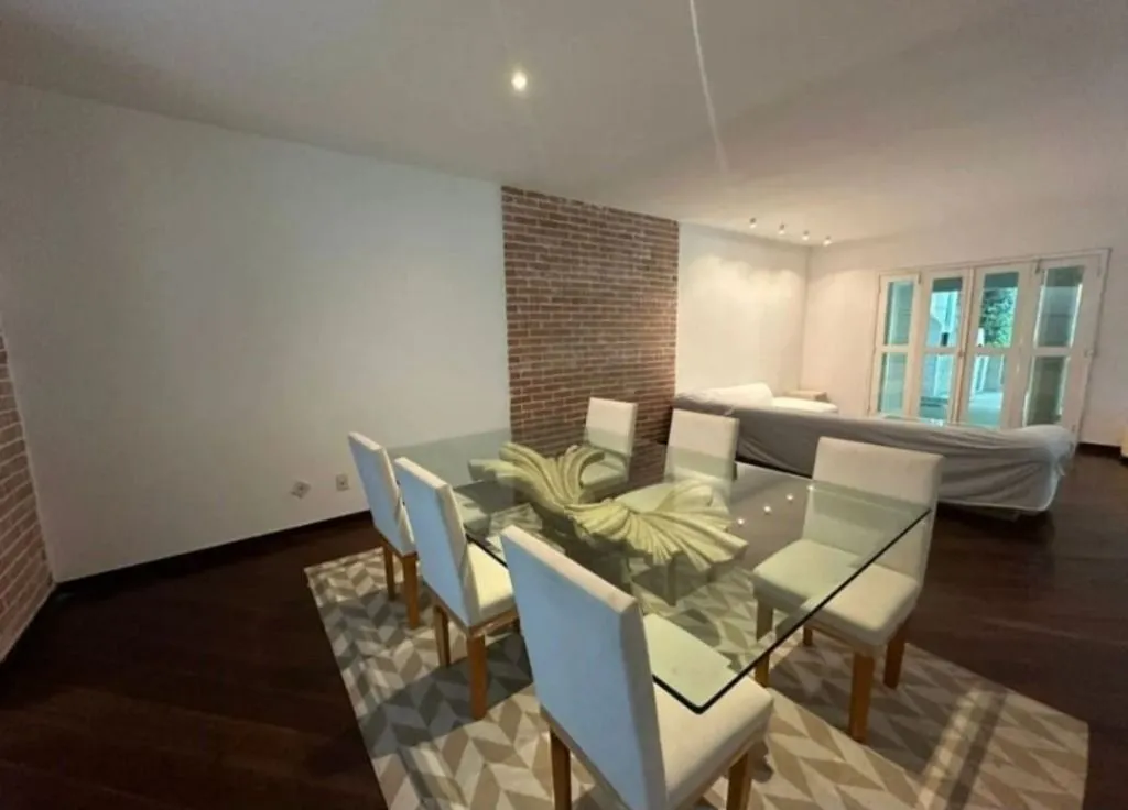 House with 5 bedrooms and 4 bathrooms, 647 m² — photo 8