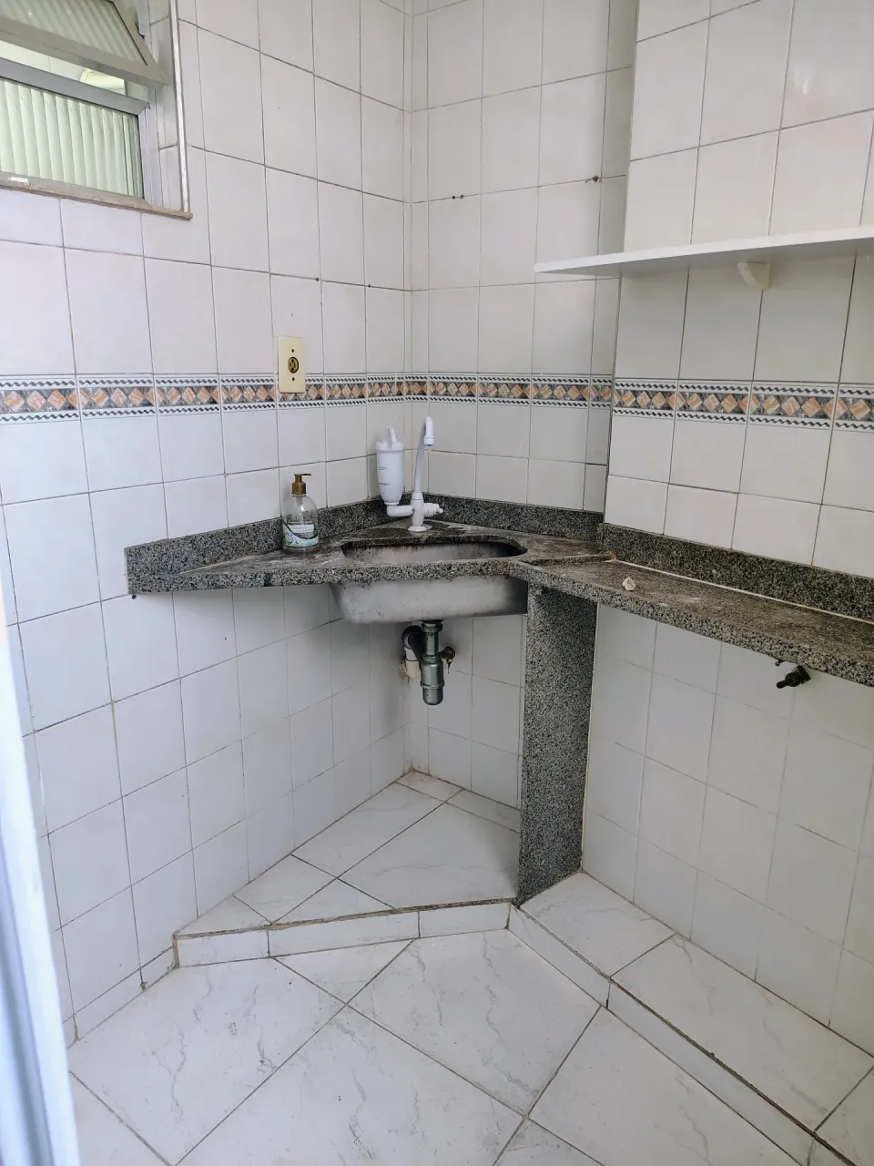 Unfurnished 1-bedroom apartment with AC and 1 bath — photo 3