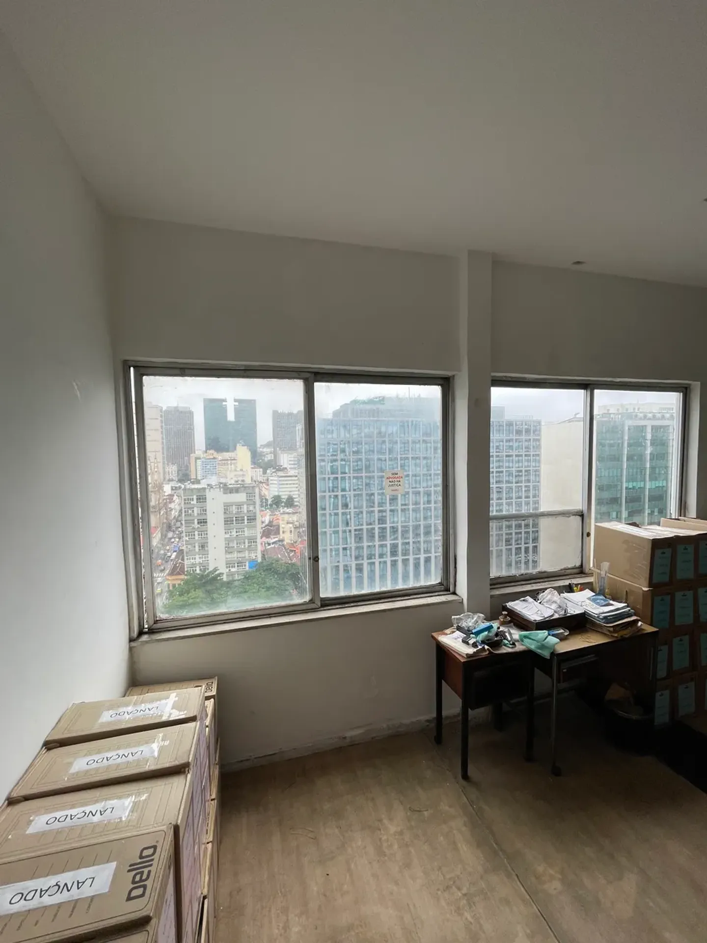 Unfurnished studio with city view and 1 bedroom — photo 12