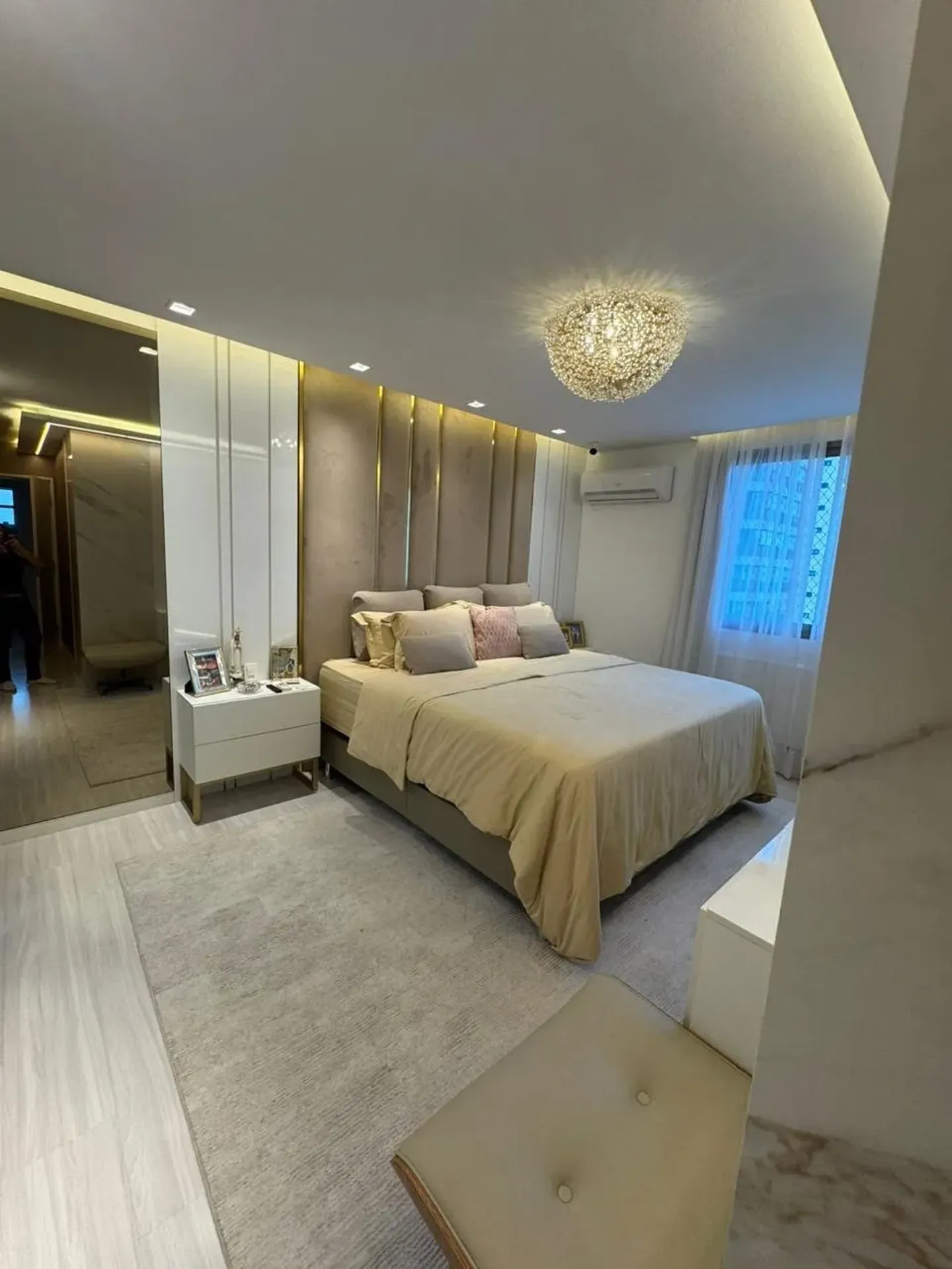 Furnished 130 m² apartment with 3 bedrooms — photo 24
