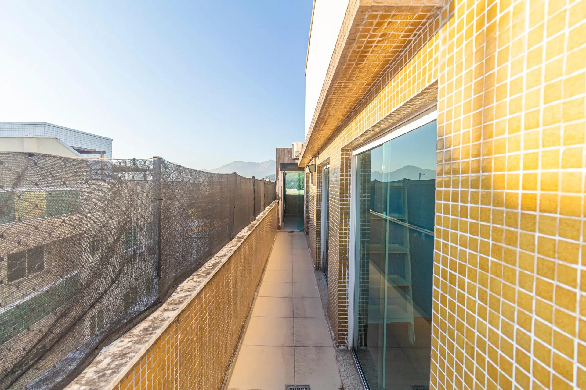 Apartamento mobiliado com 4 quartos e 3 banheiros — photo 67