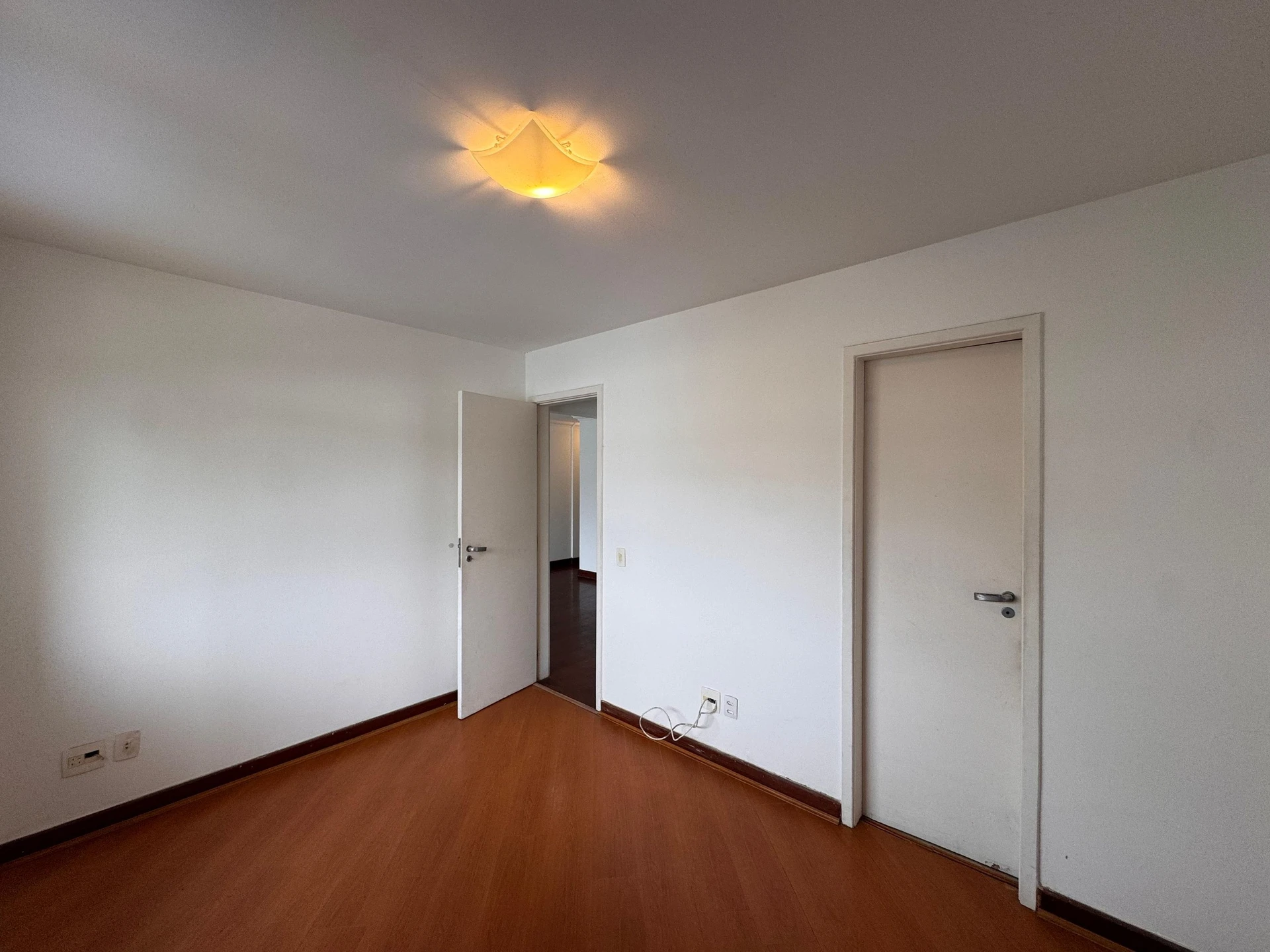 Apartamento de 2 quartos, sendo 1 suíte, 83 m² — photo 3