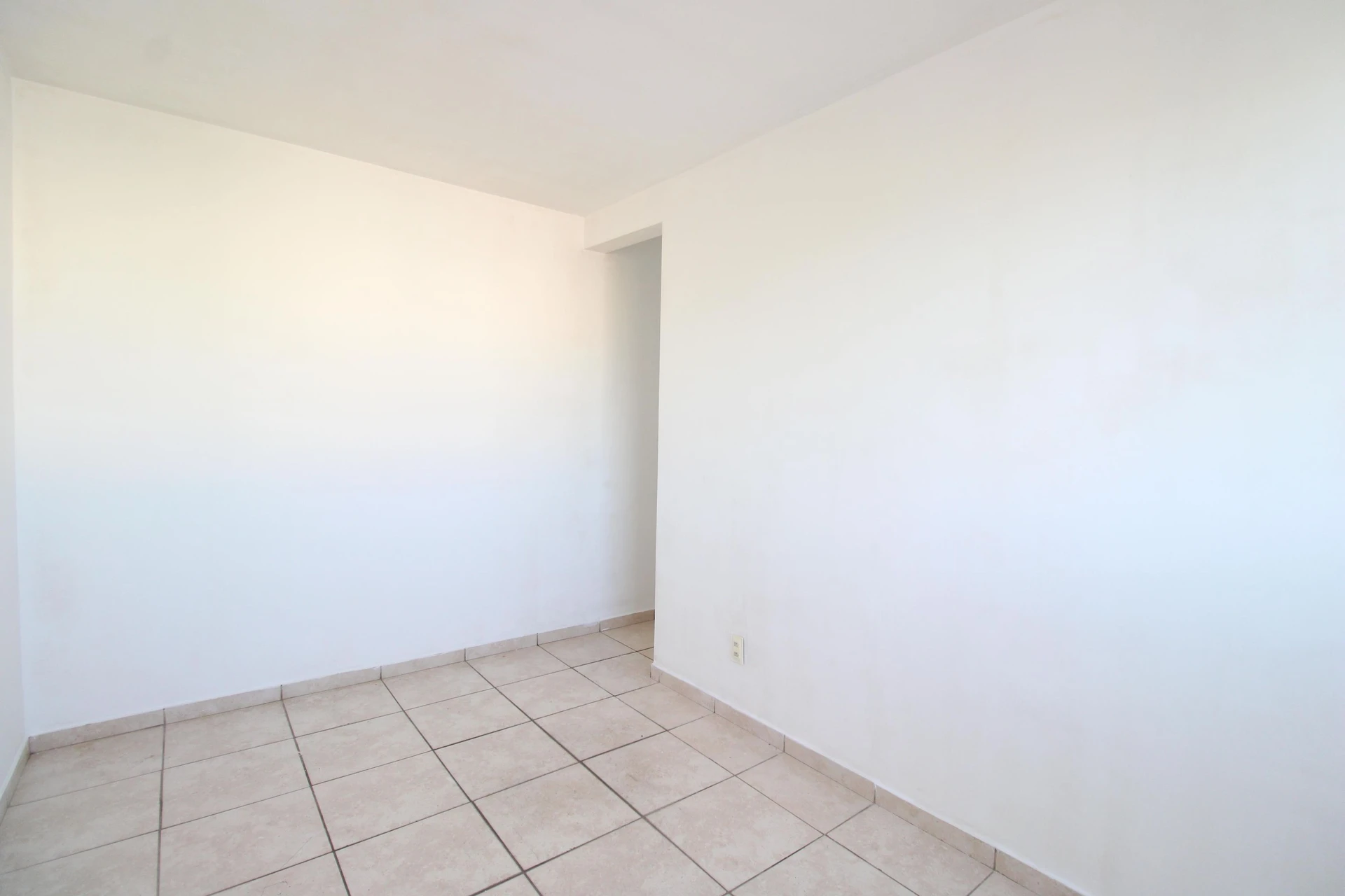 3-bedroom apartment with an en-suite and balcony — photo 9