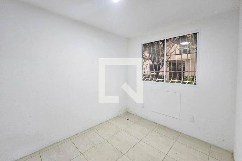2-bedroom apartment in a building with a gym — photo 43