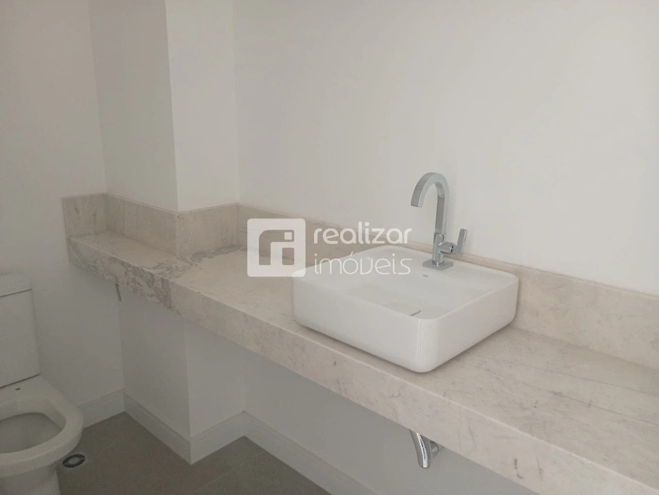 Private BBQ in a 3-bedroom apartment, 198 m² — photo 7