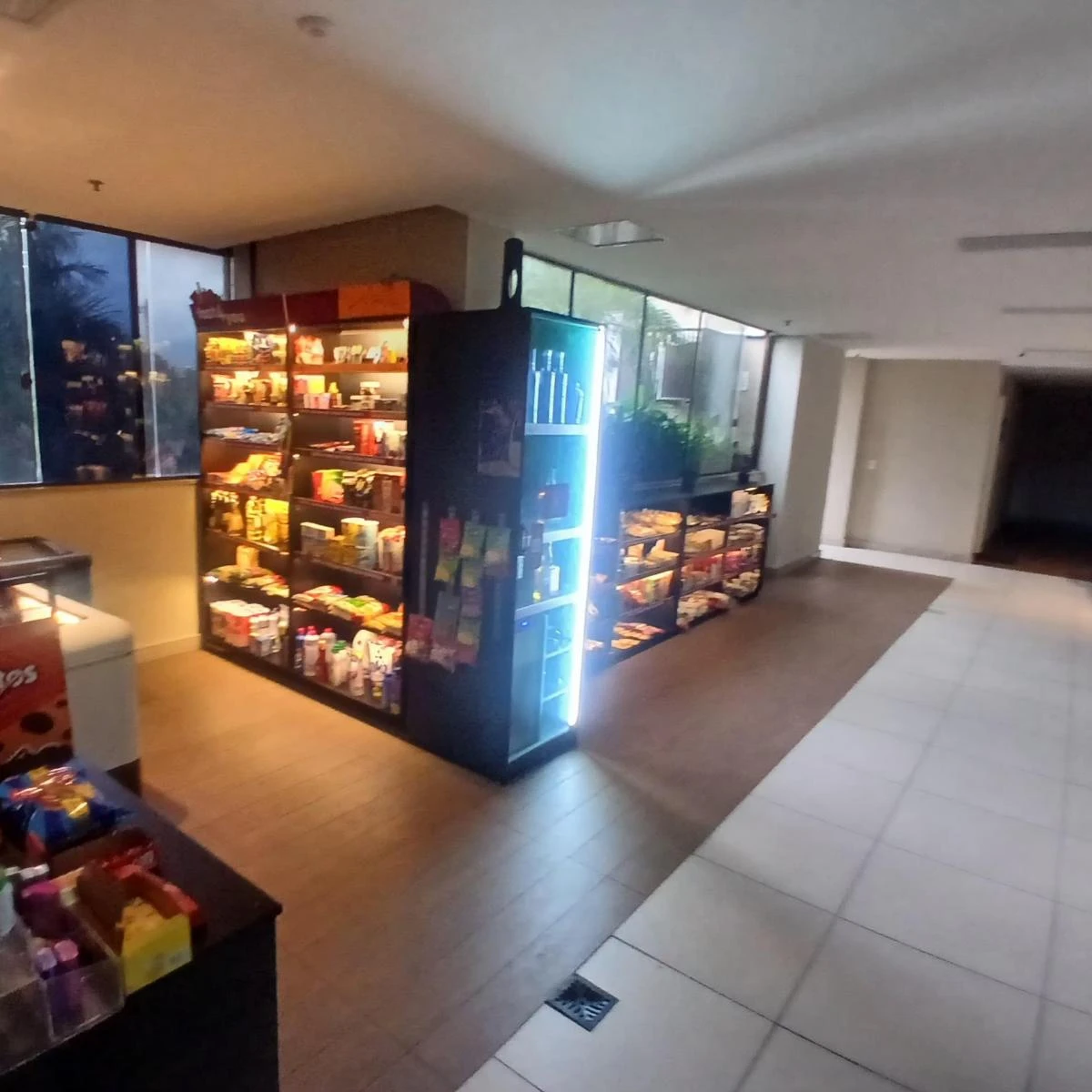 Mountain view in a 3-bedroom apartment, 83 m² — photo 38
