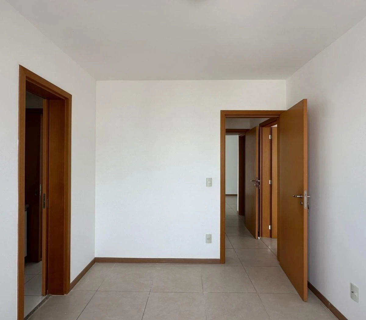 3-bedroom apartment with a water view in Florianópolis — photo 17