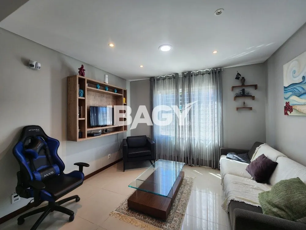 Furnished house, 157 m², with a walk-in closet