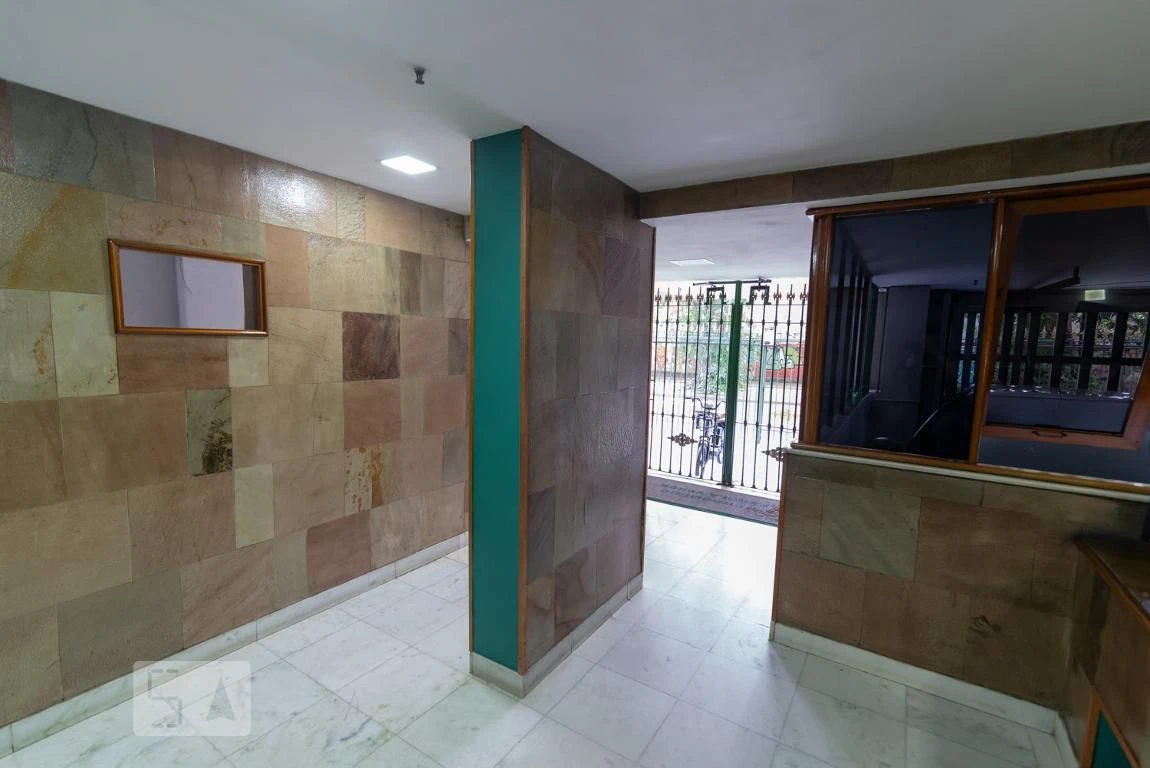 Furnished apartment, 78 m², with a glass-enclosed balcony — photo 21