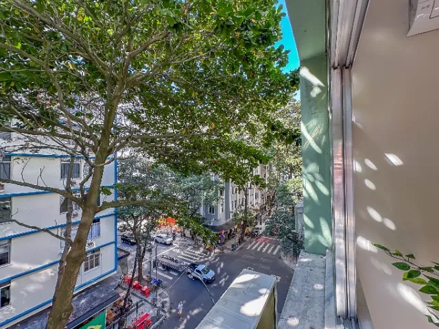 One-bedroom apartment with a washing machine — photo 14
