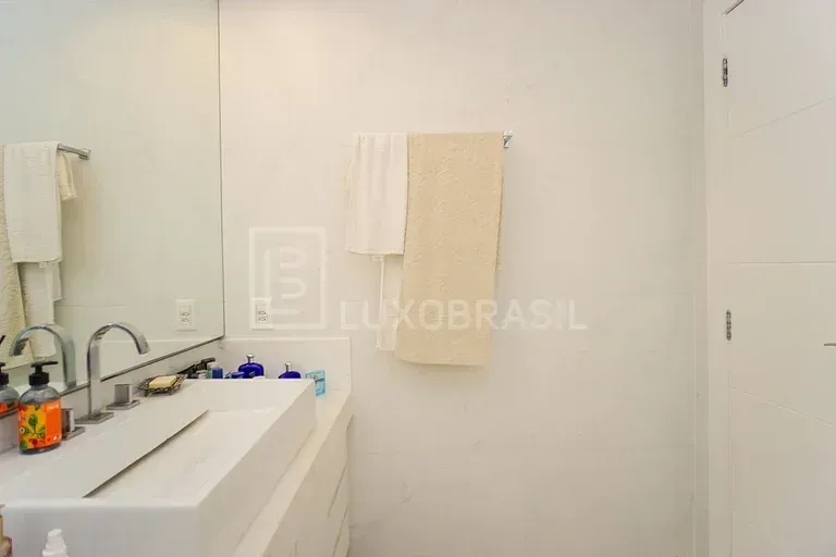 Apartamento amueblado de 360 m² con 4 suites y 6 baños — photo 73