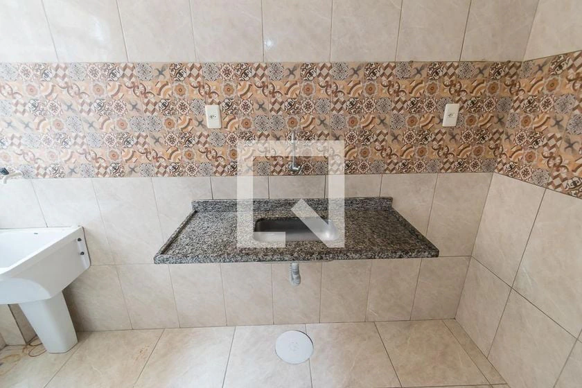 Apartamento sem mobília de 2 quartos com 1 banheiro — photo 14