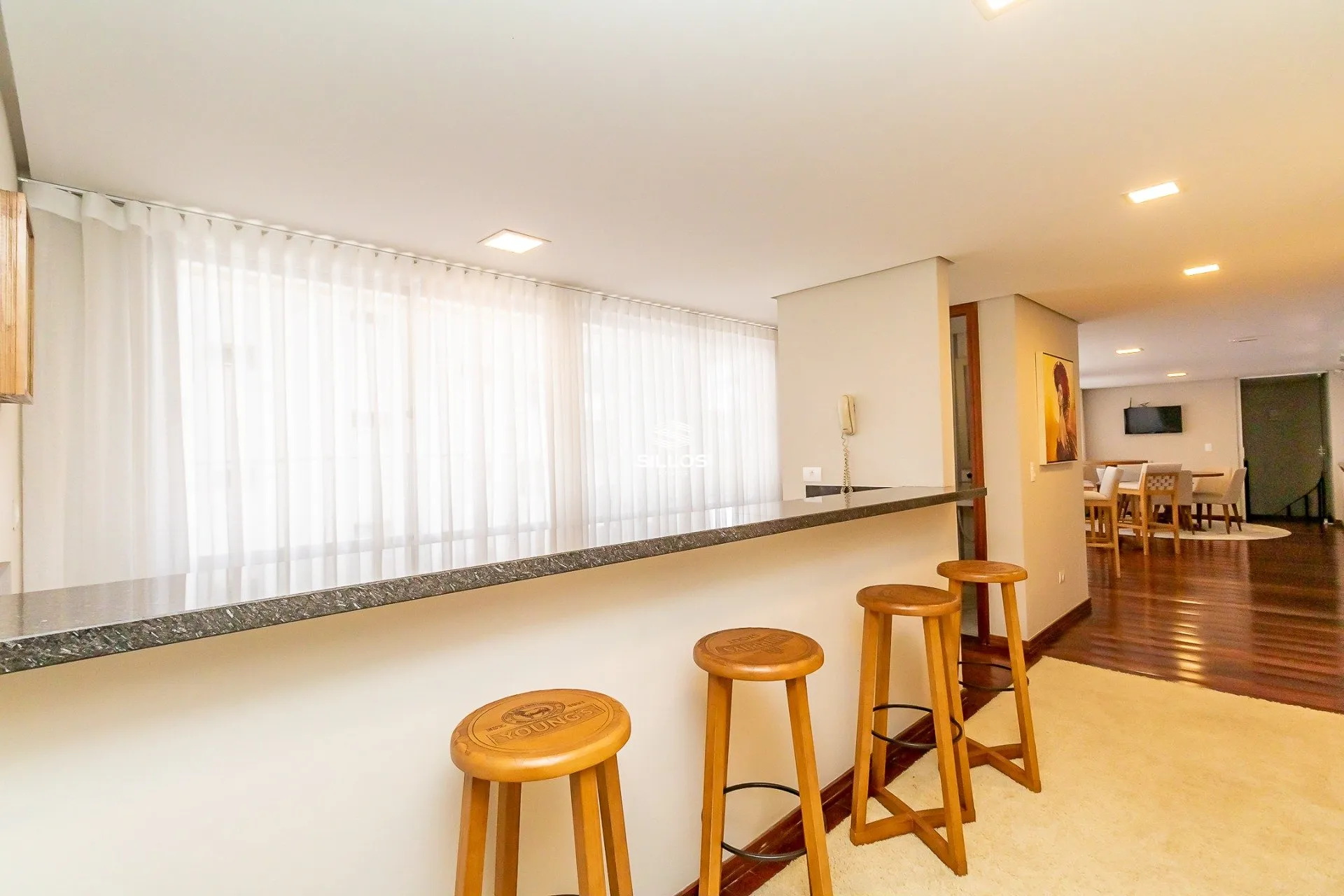 Apartamento de 241 m² con 4 dormitorios y cocina abierta — photo 42