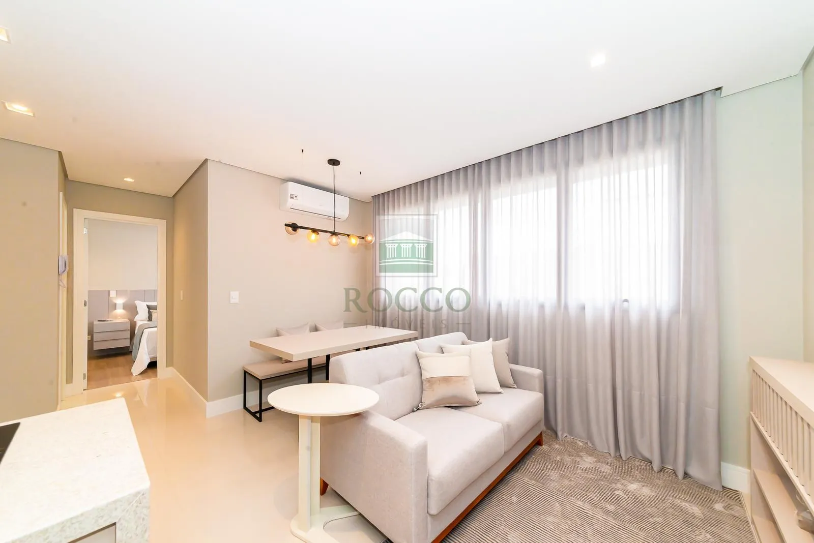 Furnished 1-bedroom apartment with 2 bathrooms — photo 2