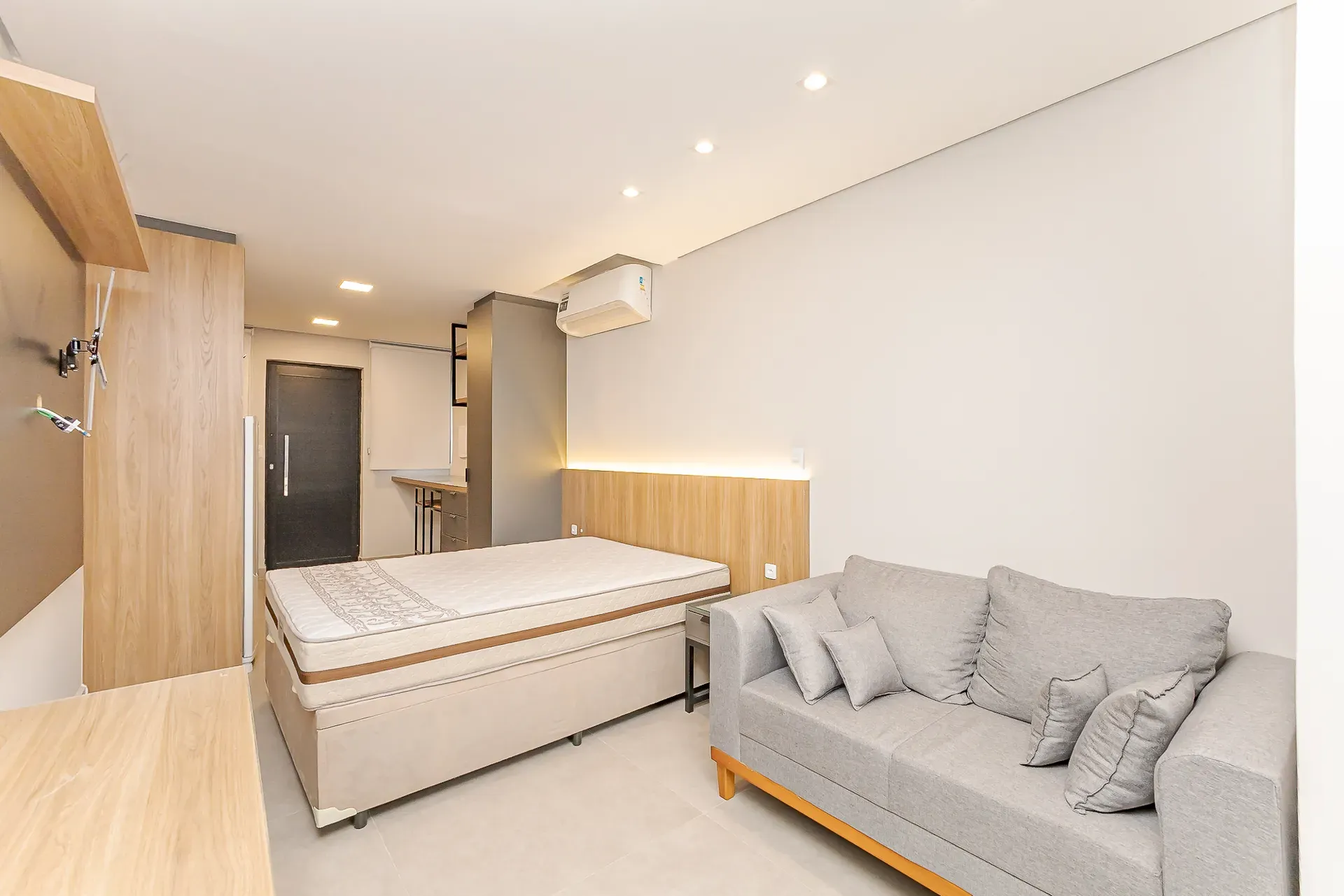 Furnished studio, 24 m², with a washing machine — photo 11