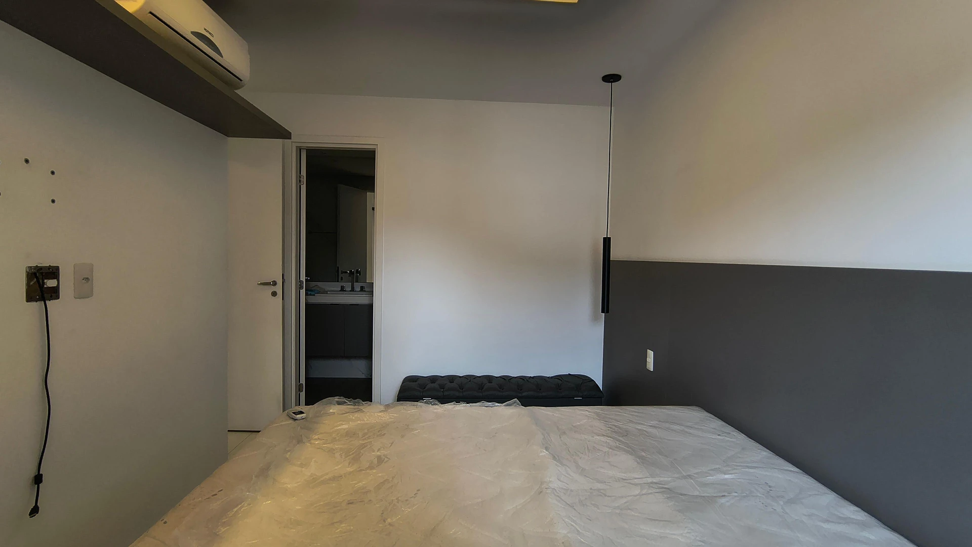 2-bedroom apartment with an enclosed, floor-to-ceiling balcony — photo 30