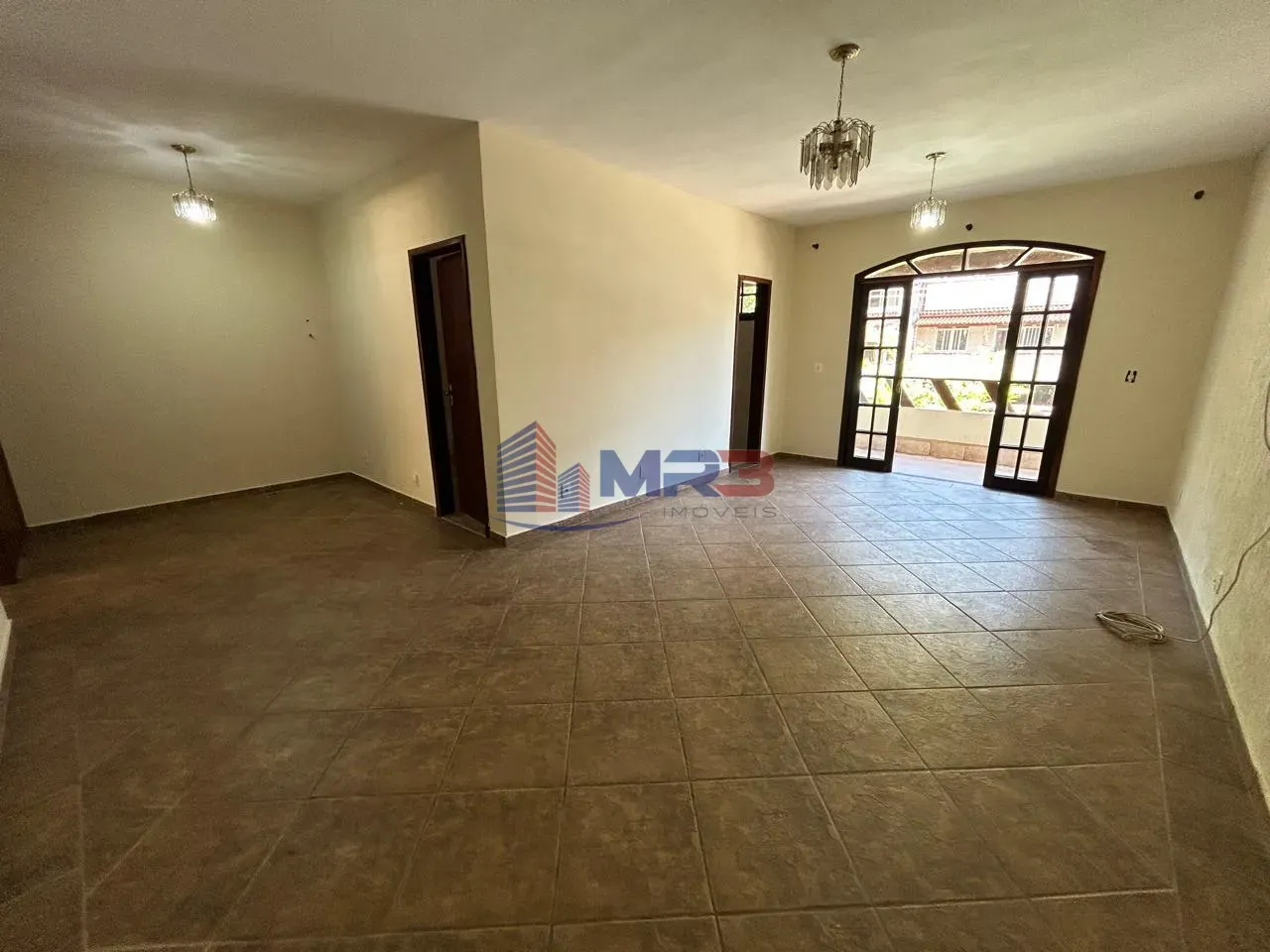 House, 280 m², with a bathtub — photo 7