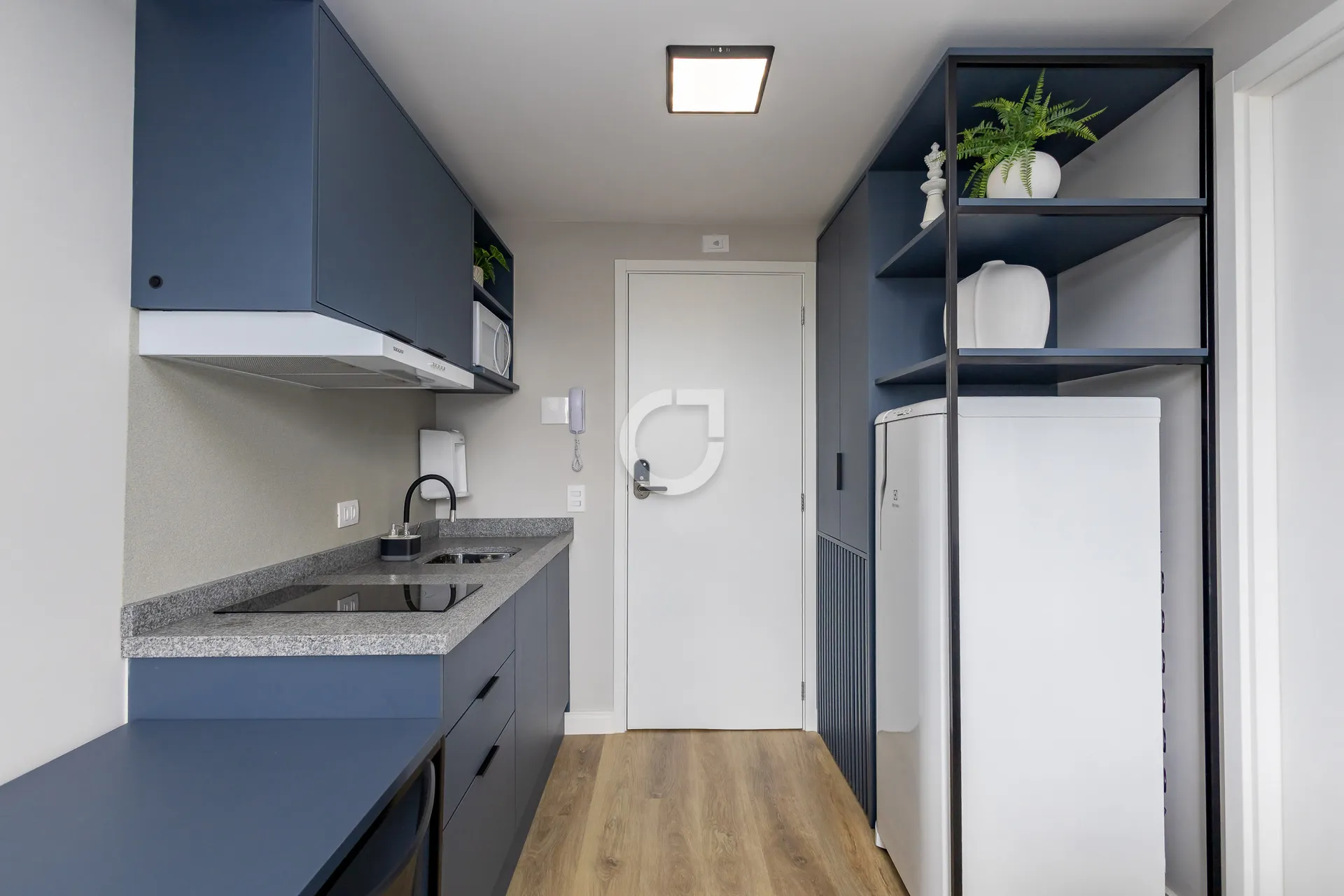 Apartamento amueblado de 1 dormitorio con cocina integrada — photo 3