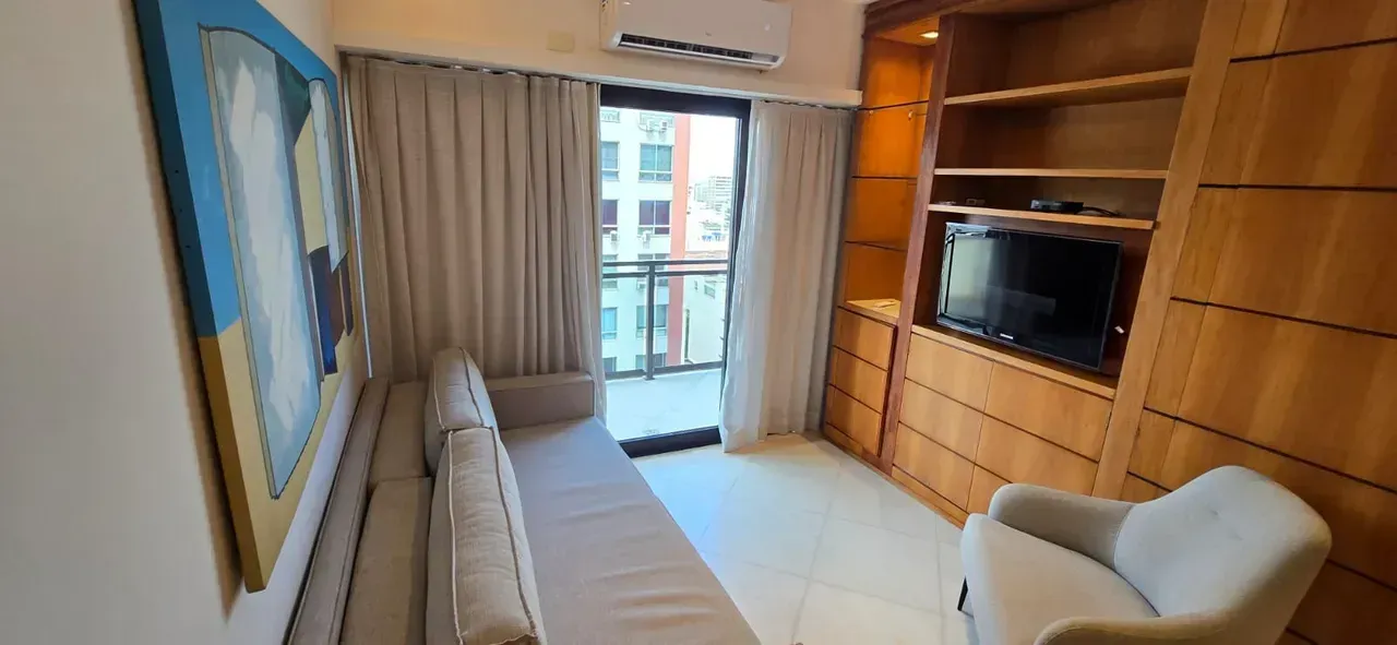 Furnished 2-bedroom apartment with open-plan kitchen — photo 12